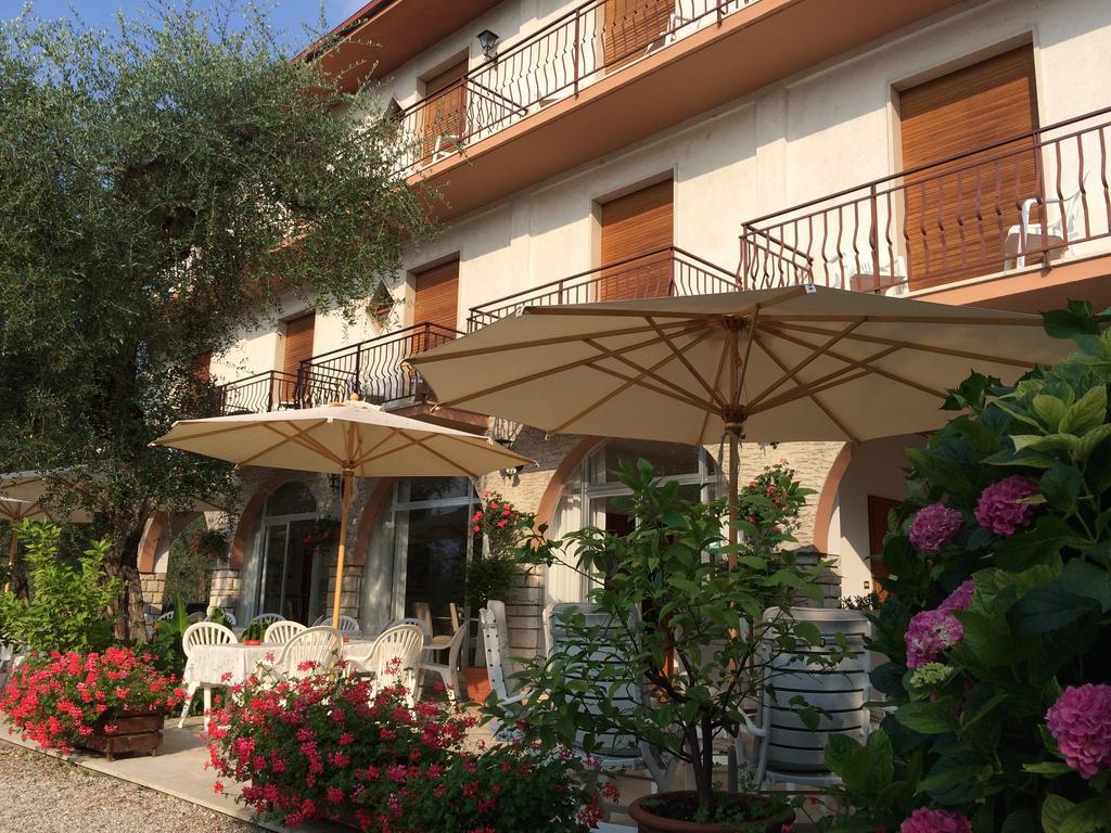 Hotel Zanetti Torri Del Benaco Εξωτερικό φωτογραφία