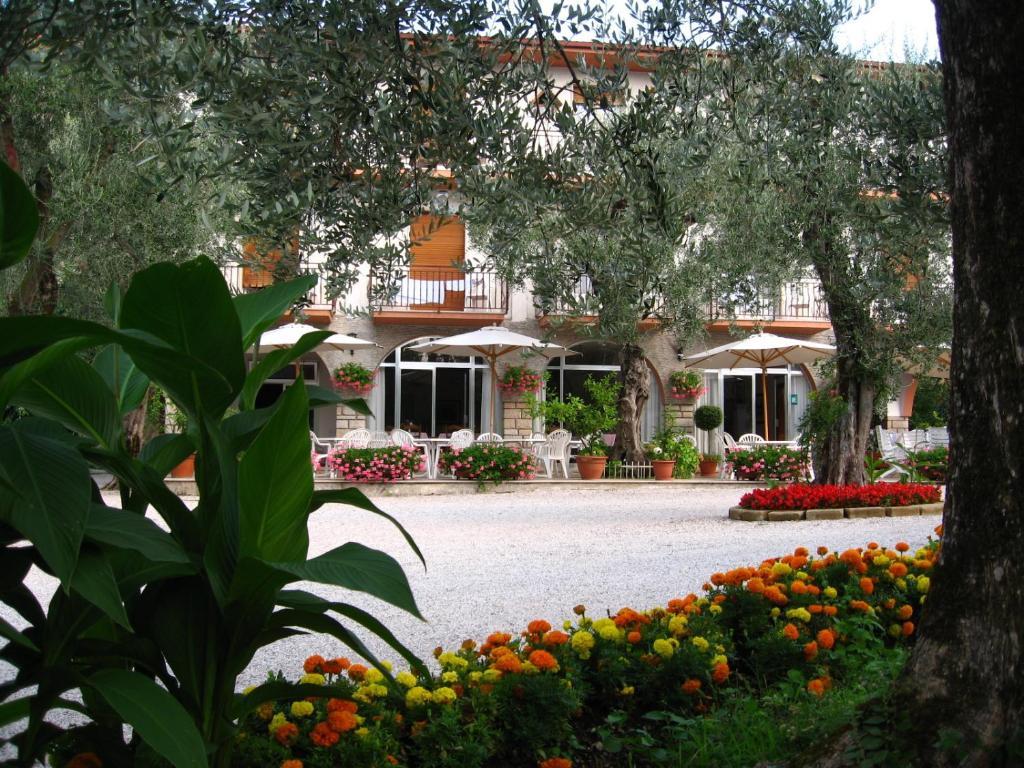 Hotel Zanetti Torri Del Benaco Εξωτερικό φωτογραφία