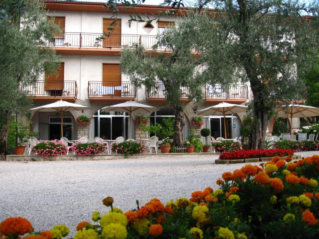 Hotel Zanetti Torri Del Benaco Εξωτερικό φωτογραφία